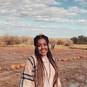 Meet your Posher, Gabriella